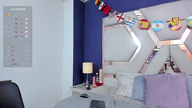Sara_Evaanns live