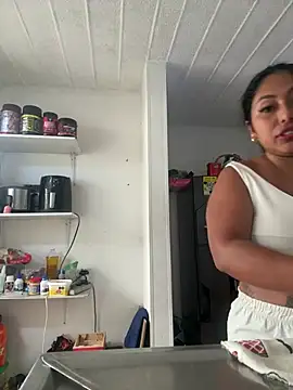 emmyjhonson07 live