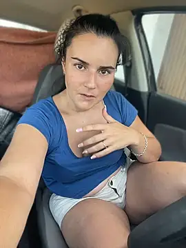 Naira_Dan live