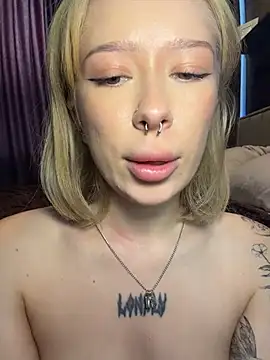 MaryChanXO live