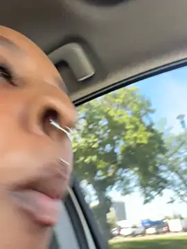 Your_Paris live