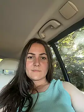 BrunetteNymph live