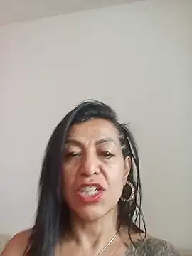 awezomepenelope live