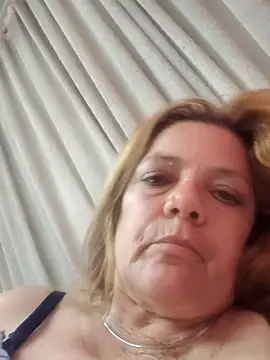 karlaanqui1 live