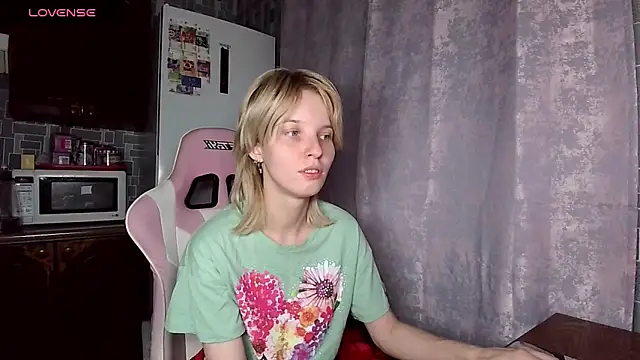 Madelaineses live