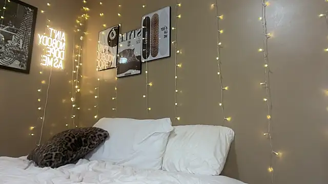 iamveronicaa live