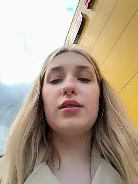 Polly_Pop live