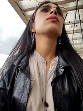 Astrid-- live