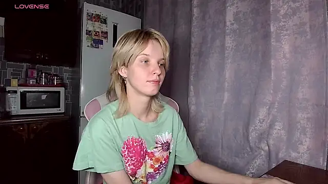 Madelaineses live