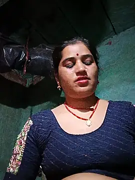 Hot_kamla live
