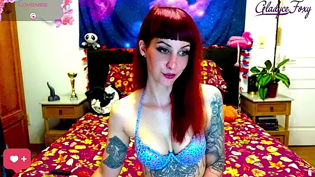 Gladyce_Foxy live