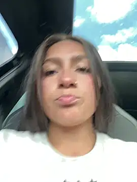 Alyha_cortes_ live