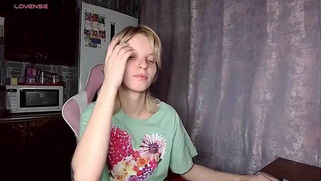 Madelaineses live