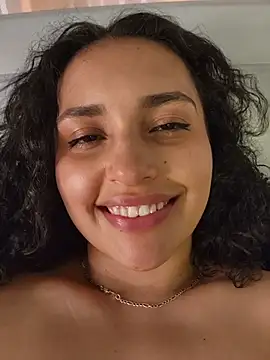 Lucy_Marin live