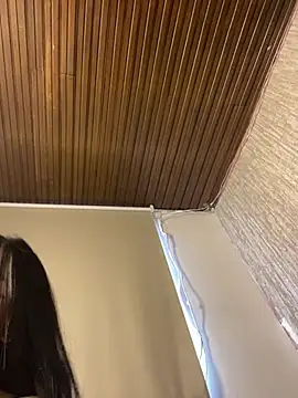 LunaMoore_Pink live