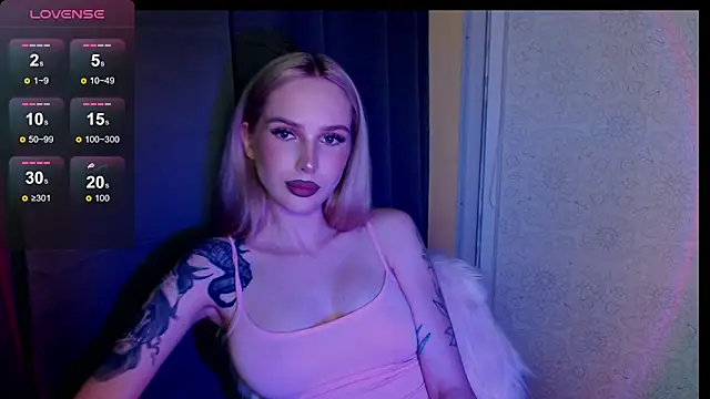 MichelleVelour live
