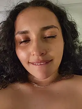 Lucy_Marin live