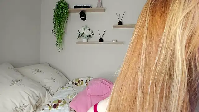 Red_FoxGirl live