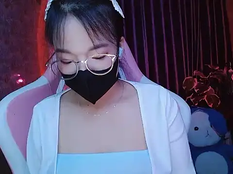 Julie_Ulie live