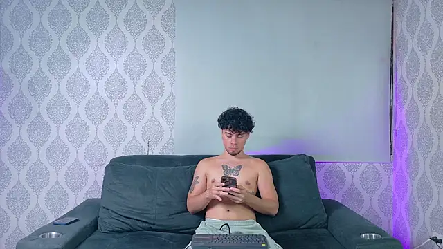 Twink_Sensationxx live