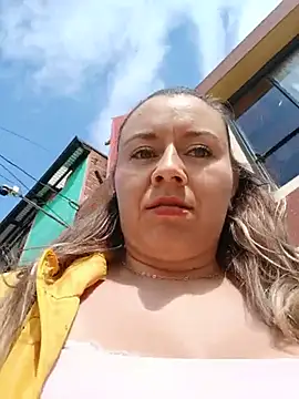 Hannah-colx live