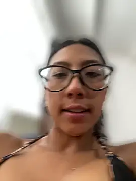 StefanyLuxe_18 live