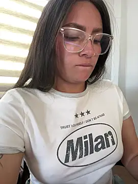 Alyha_cortes_ live
