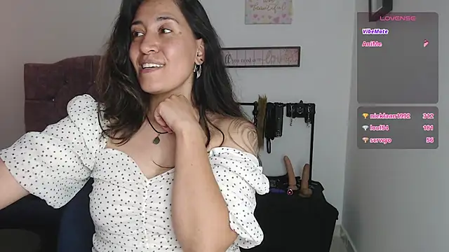 violeta_scott live