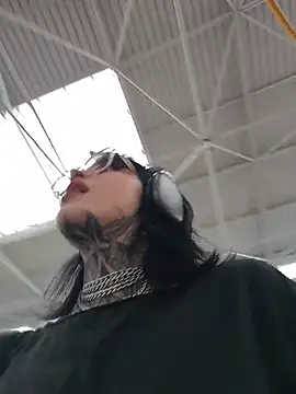 taaylor33 live