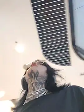 taaylor33 live