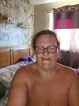 MissQueenBeex live