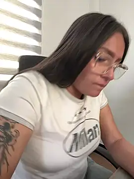 Alyha_cortes_ live