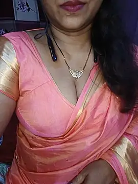 Sexy_Mona_Bhabhi live