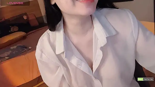 _Meowww_ live