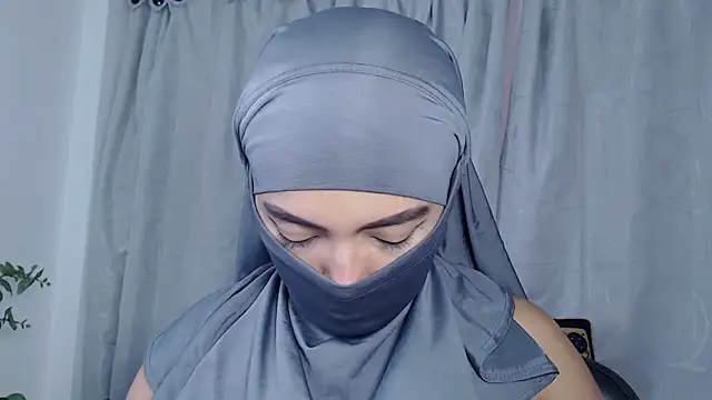 jade_nassar live