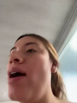 valery_mora live