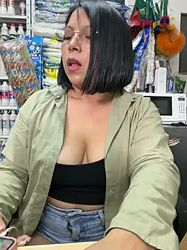 ISABELLA__LUNA live