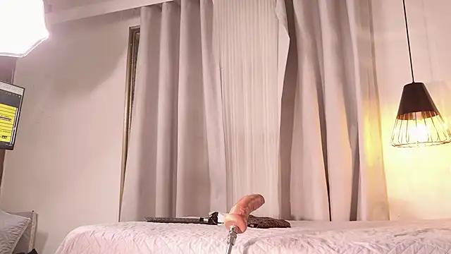 crystal_gilton live