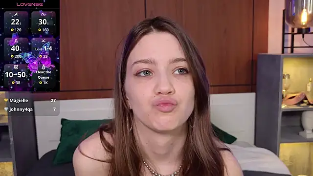 Alison_kisss live