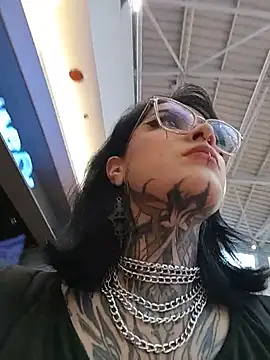 taaylor33 live