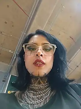 taaylor33 live