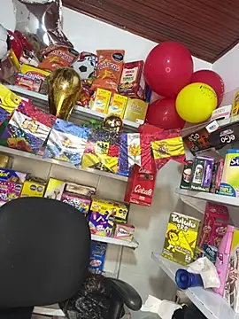 kitty__pinnk live