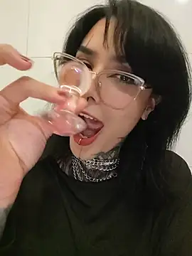 taaylor33 live