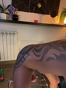 ReynaTatty live