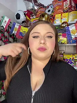 kitty__pinnk live