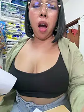 ISABELLA__LUNA live