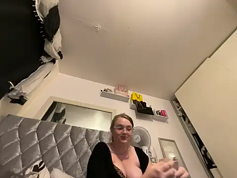 Violetsinxx live