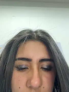 CAROLINE__07 live