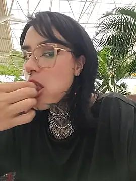 taaylor33 live