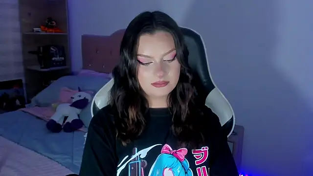 OphelianaRose33 live